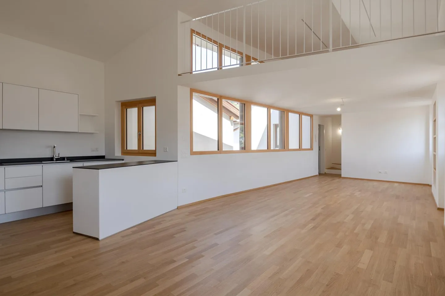 CASA DI 5 LOCALI A SALA CAPRIASCA - Foto 4 von 21