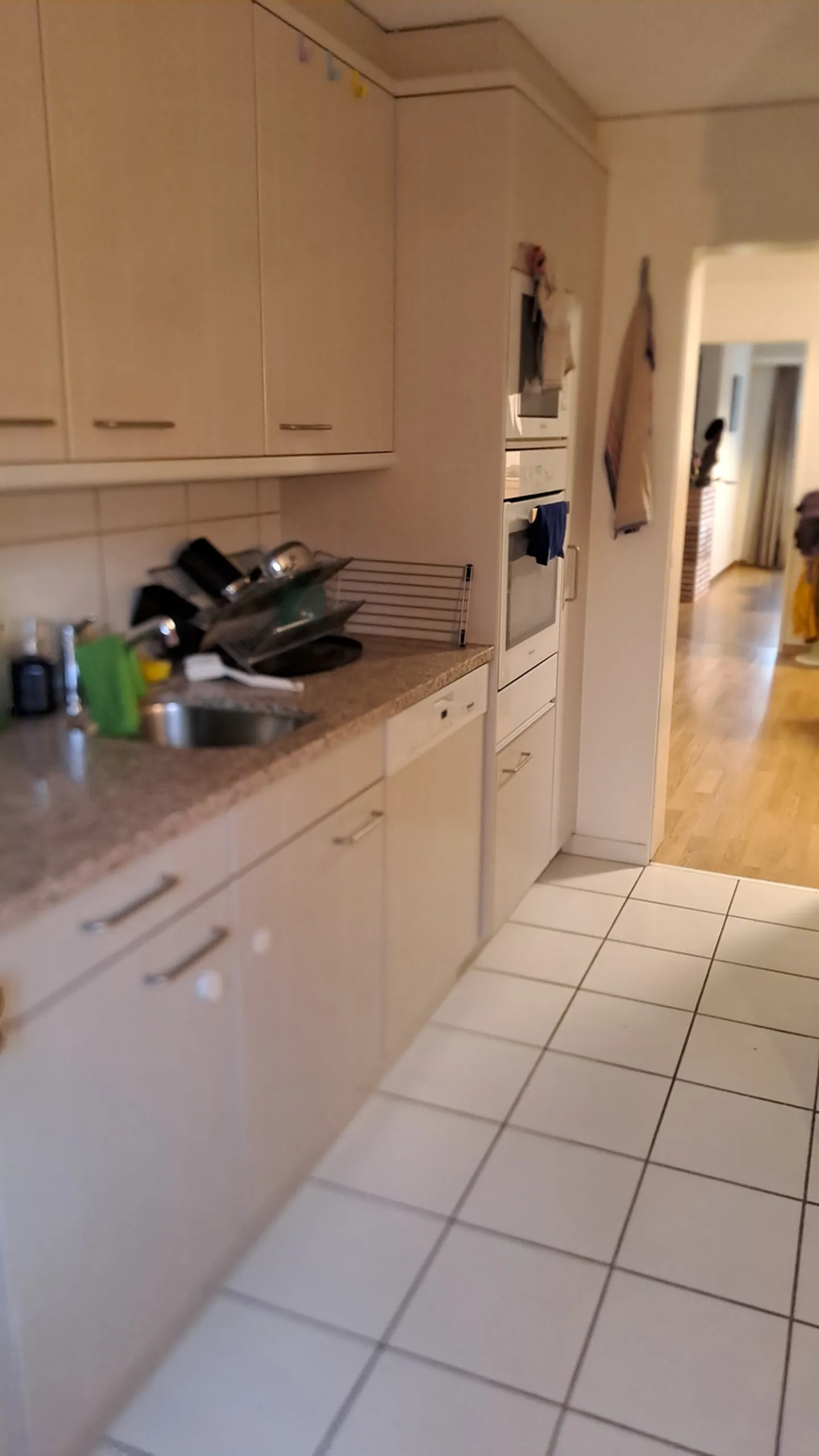 Apartment for rent - Photo 2 of 4