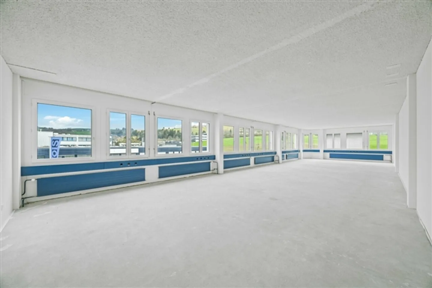 Espace de bureau/atelier attrayant à Sihlbrugg – 124 m² - Photo 2 sur 5