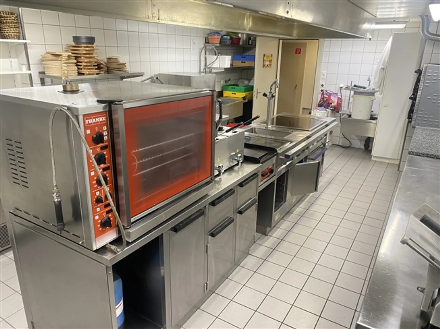 Charming Restaurant for Sale ... - Photo 6 of 7