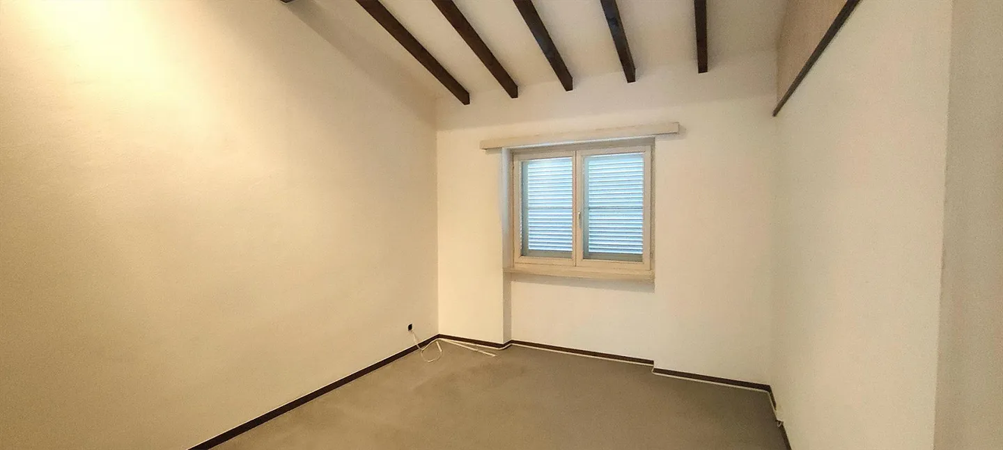 Casa unifamiliare, con potenziale edificatorio a Sant'Antonino - Foto 24 di 28