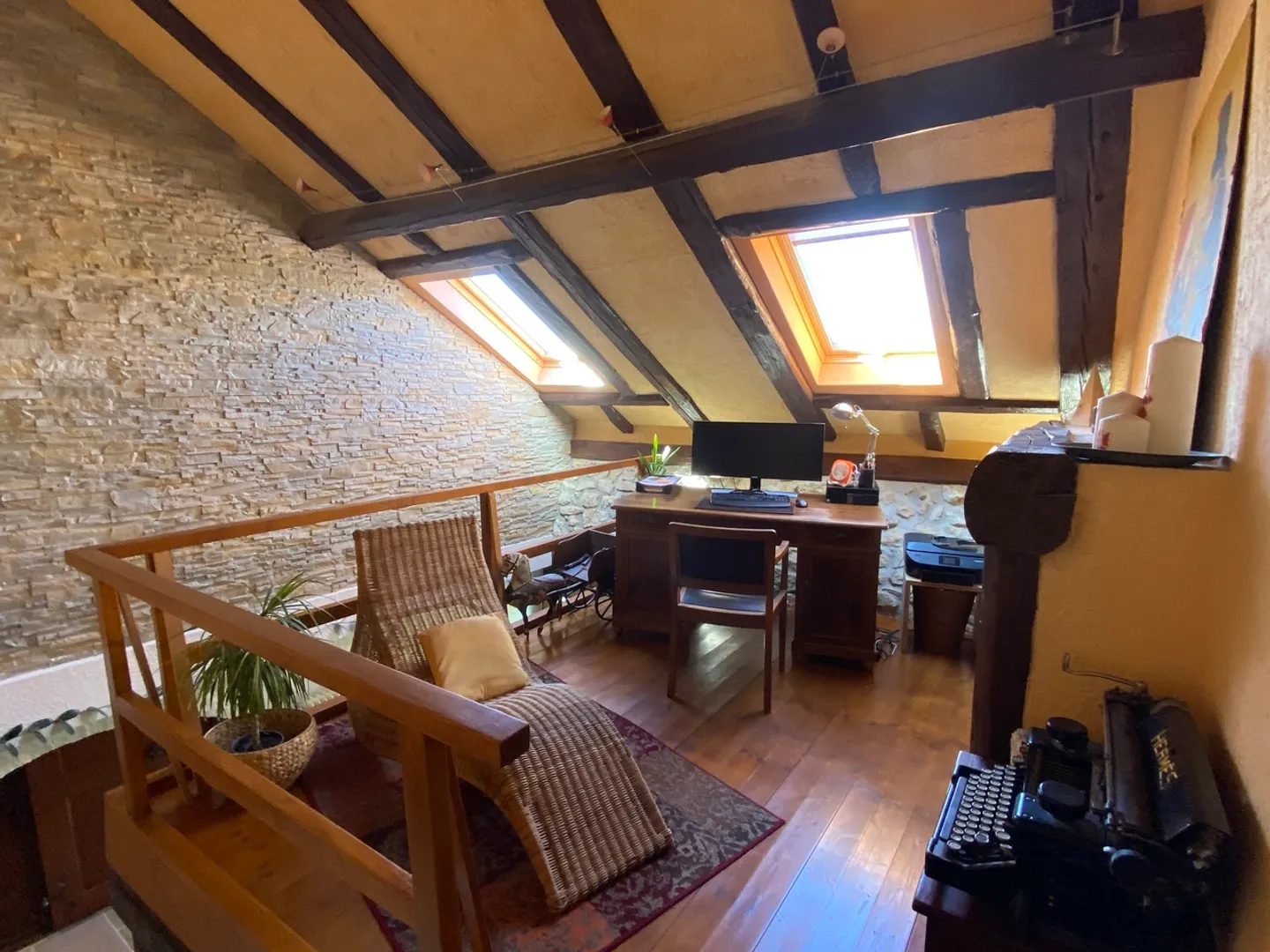 Beautiful Neuchâtel Farm, La Chaux du Milieu (NE) - Photo 9 of 20