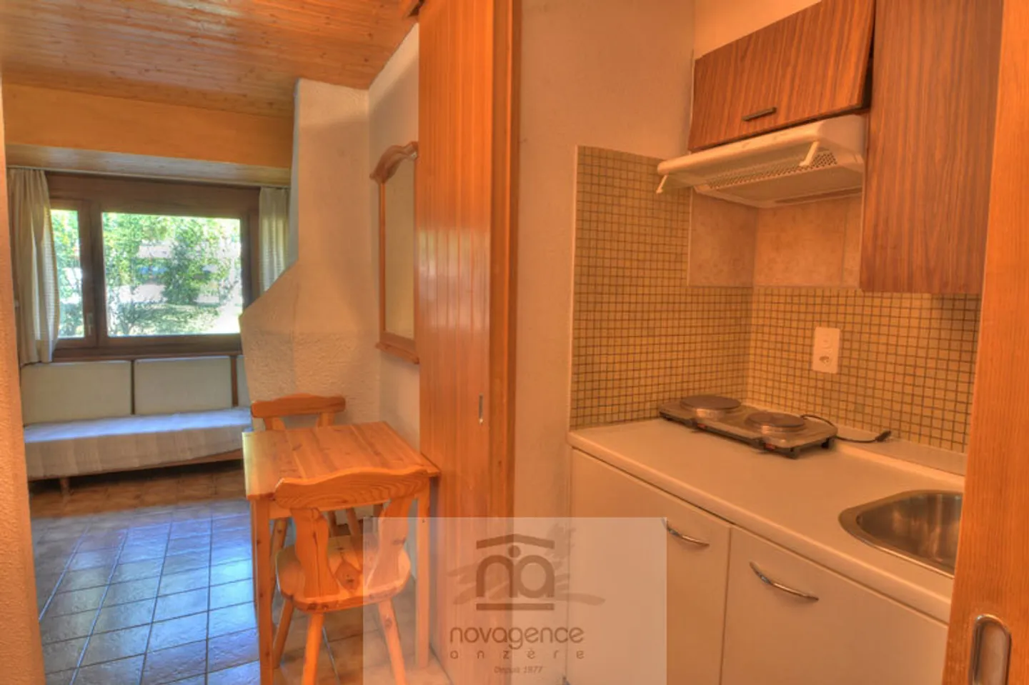 Charming Studio in Village Center - Photo 4 of 7