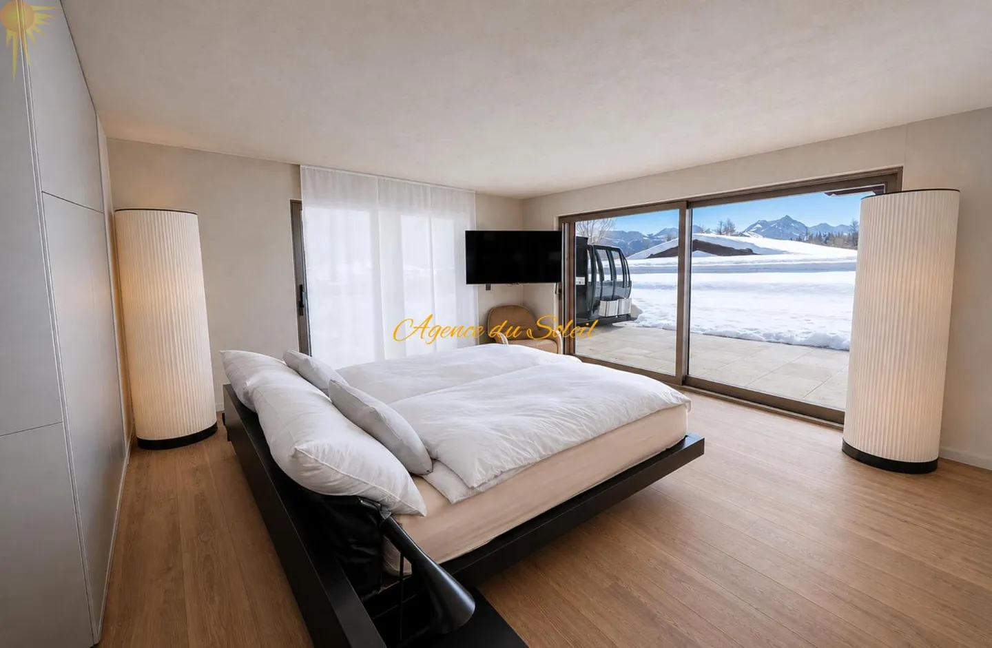 Luxuriöse 5,5-Zimmer-Wohnung im Herzen des Resorts und am Rande des Golfplatzes - Foto 5 von 11