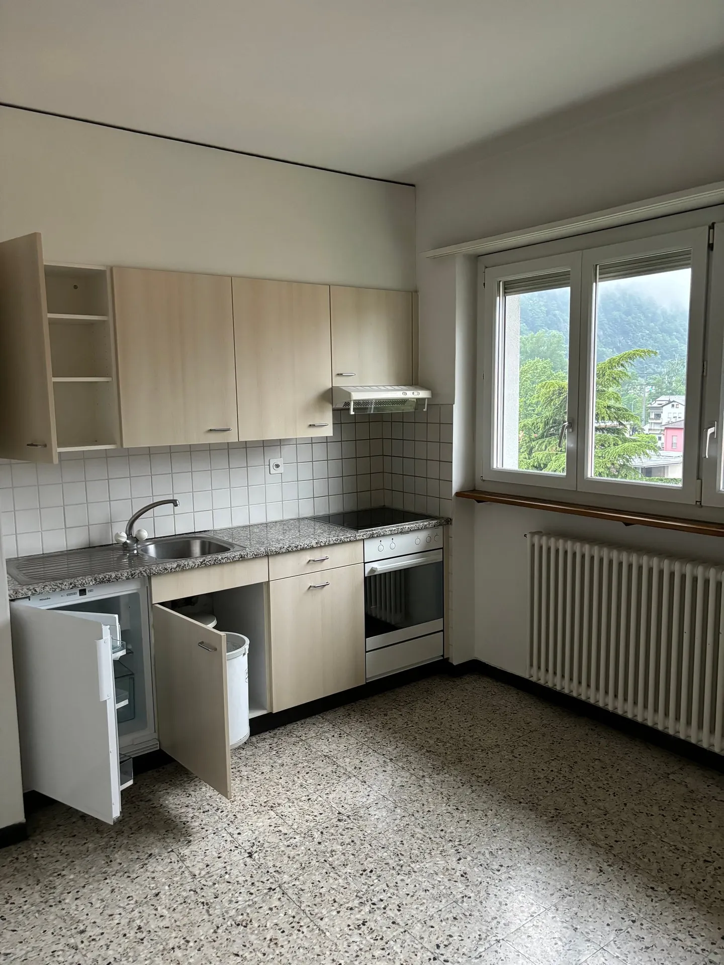 We rent a 3-room apartment from August 1st in Bellinzona - Photo 4 of 5