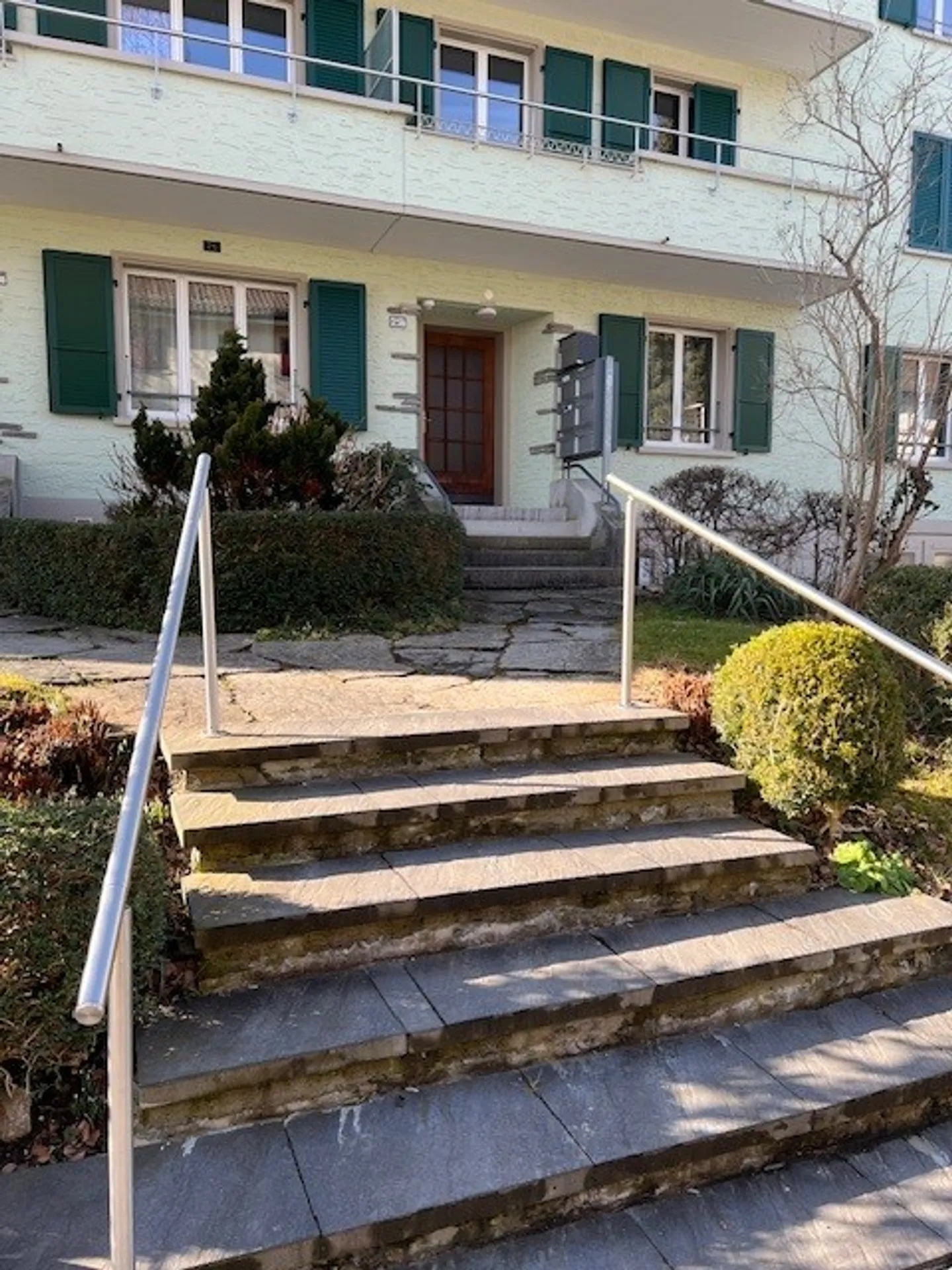 Charming 1-room studio in a quiet location Ostermundigen - Photo 2 of 6