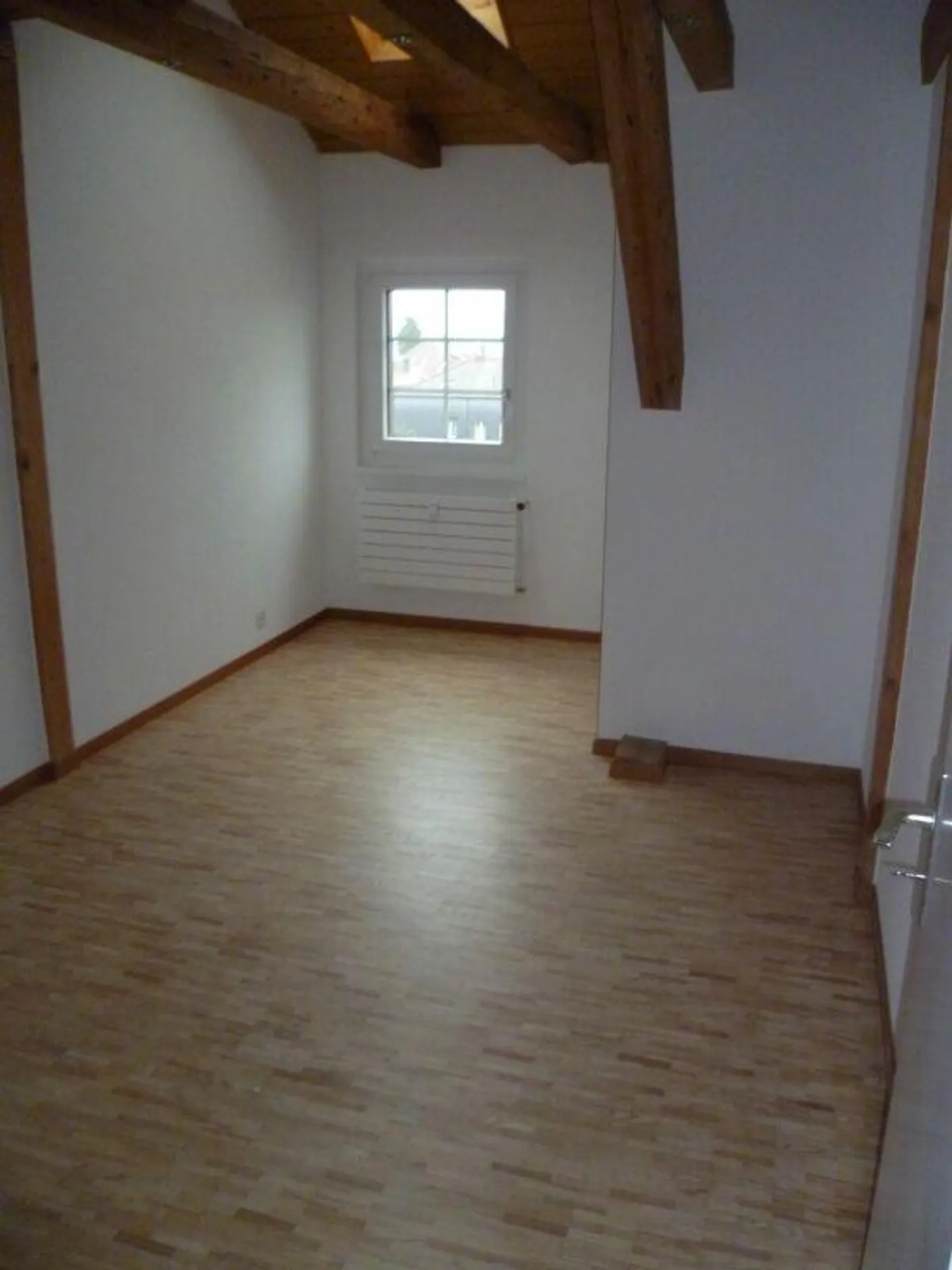 2.5-room apartment with gallery and additional room - Photo 3 of 13
