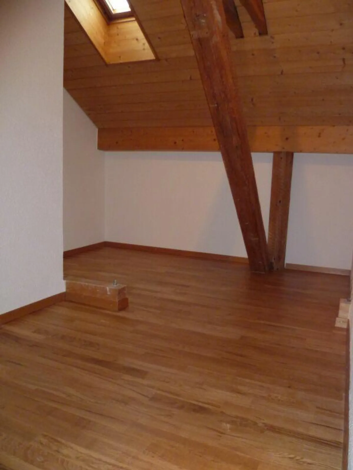 2.5-room apartment with gallery and additional room - Photo 5 of 13