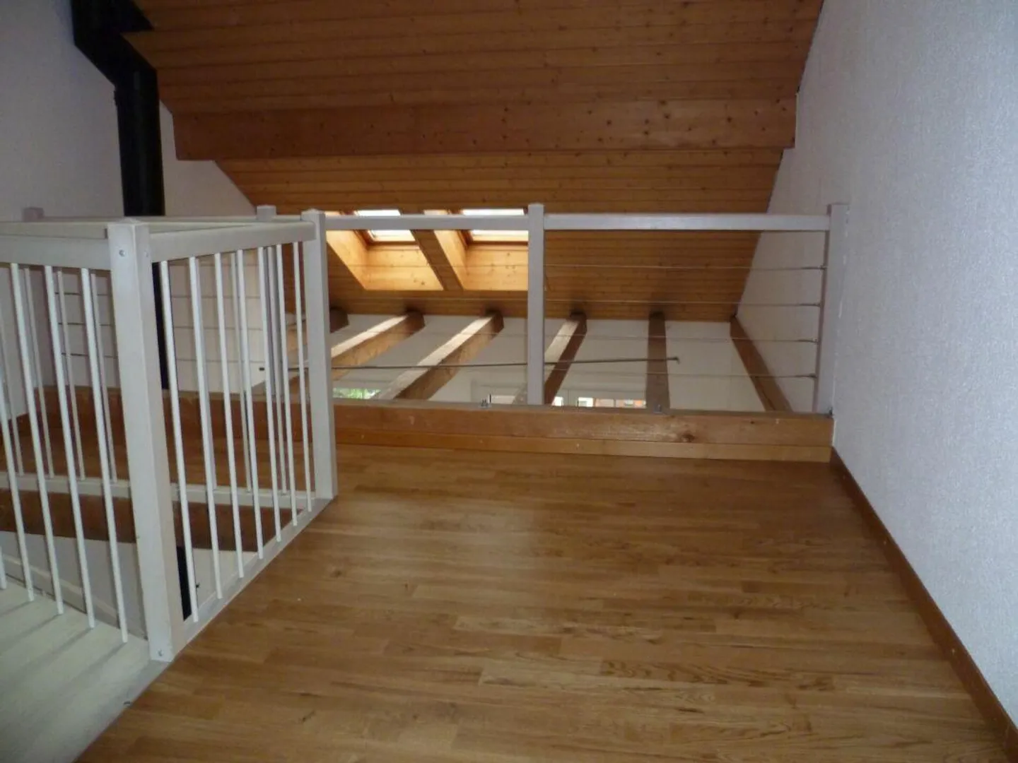 2.5-room apartment with gallery and additional room - Photo 4 of 13