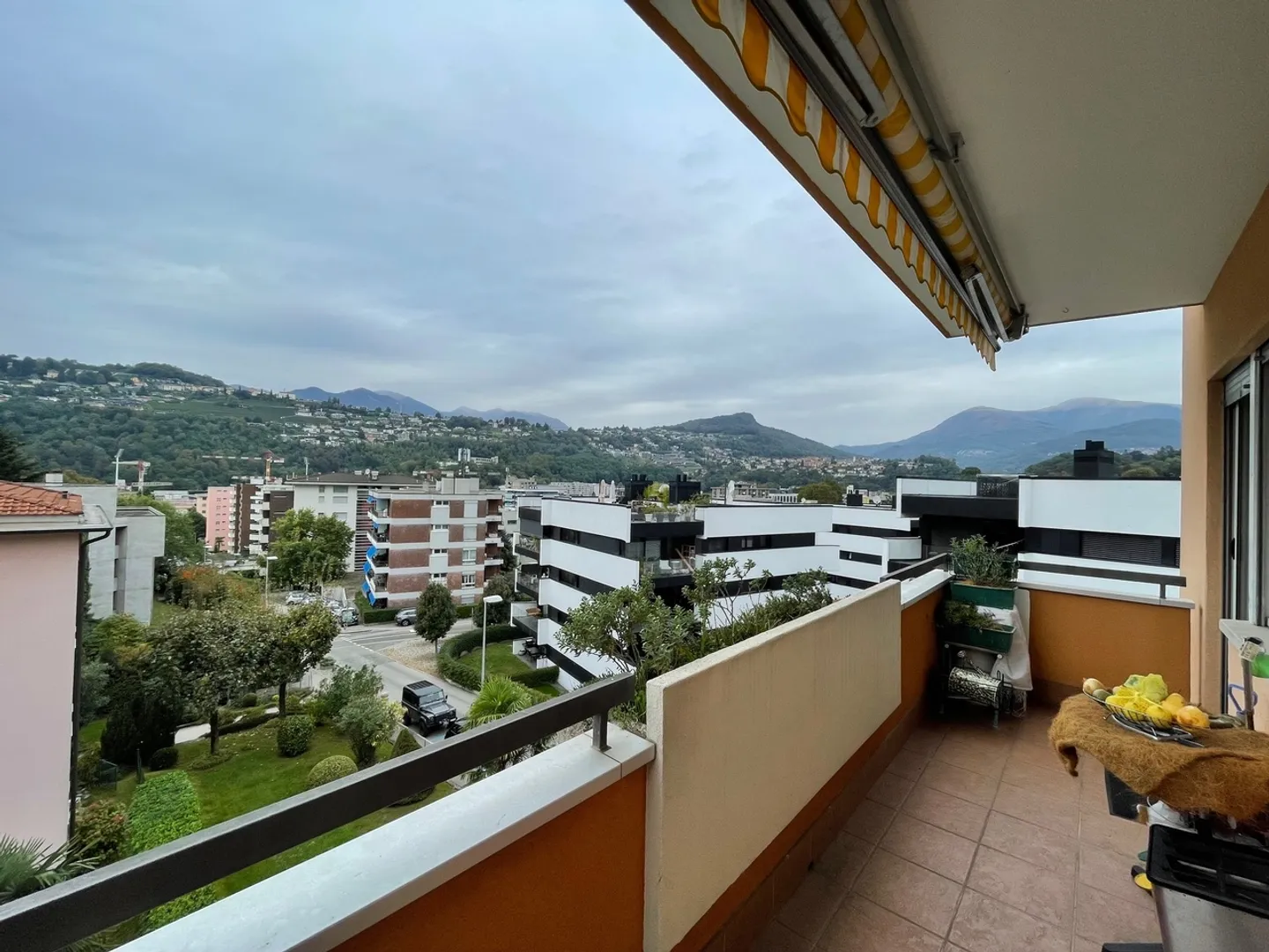 Appartamento in affitto - Foto 3 di 9