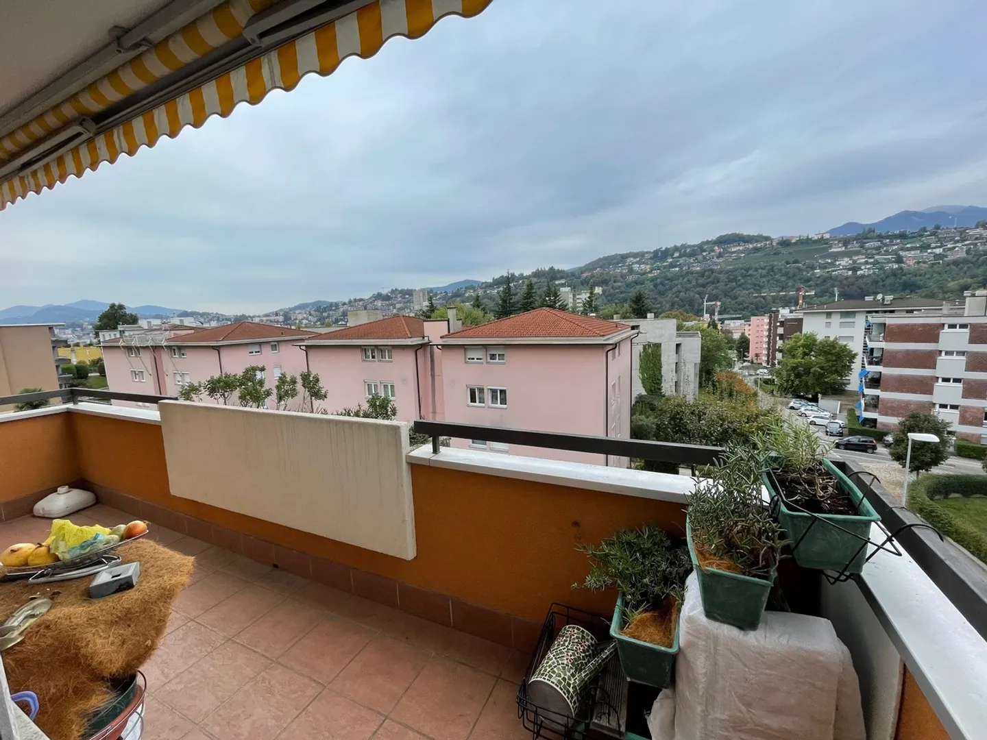 Appartamento in affitto - Foto 2 di 9