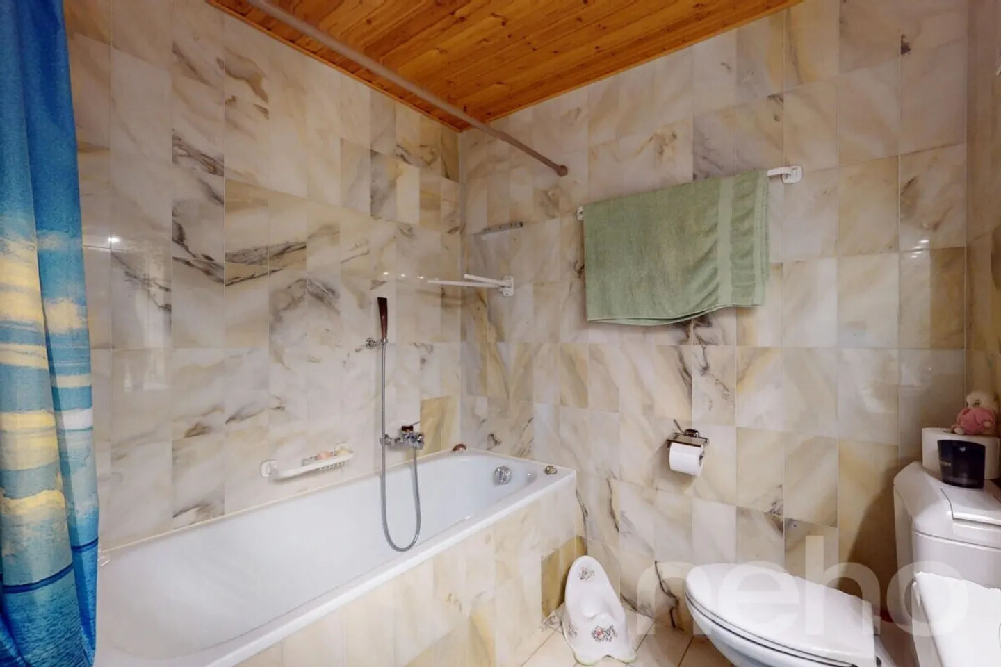 Beautiful apartment with balcony and garage! - Photo 9 of 11