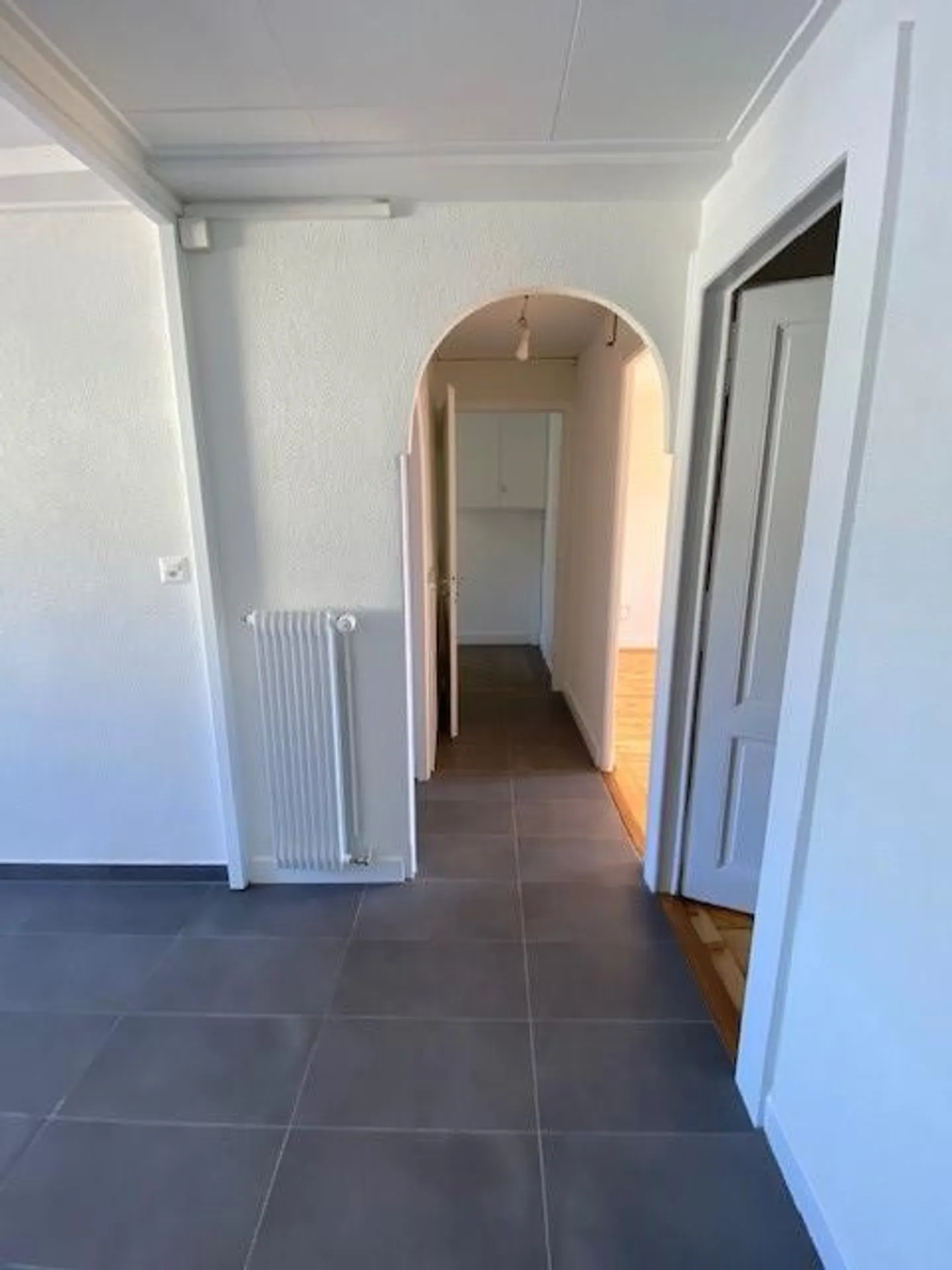 Charming Attic Apartment in Corsier - Photo 3 of 9