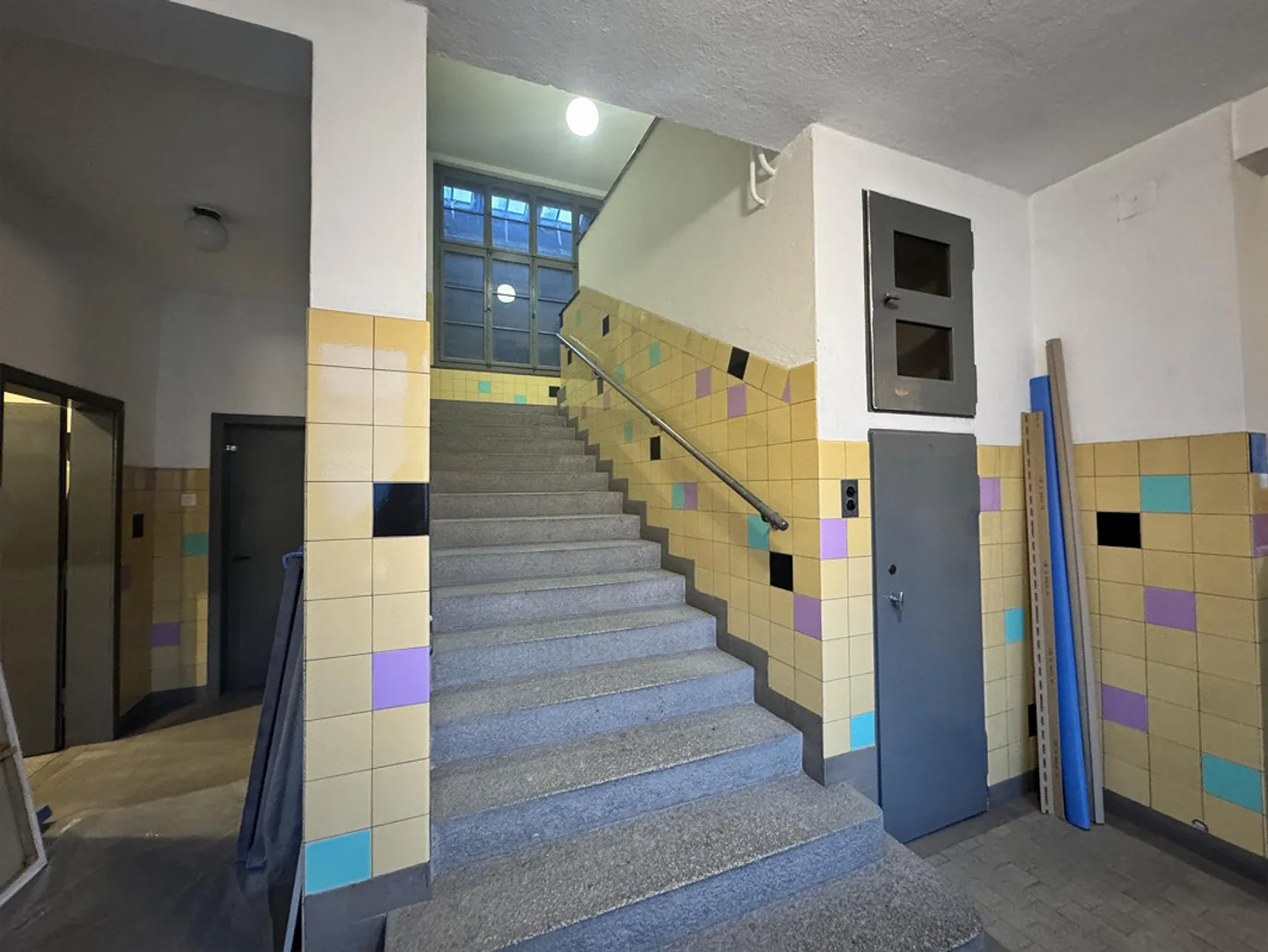 Flexible Büro- und Lagerräume im Obergeschoss zu vermieten - Photo 9 of 16