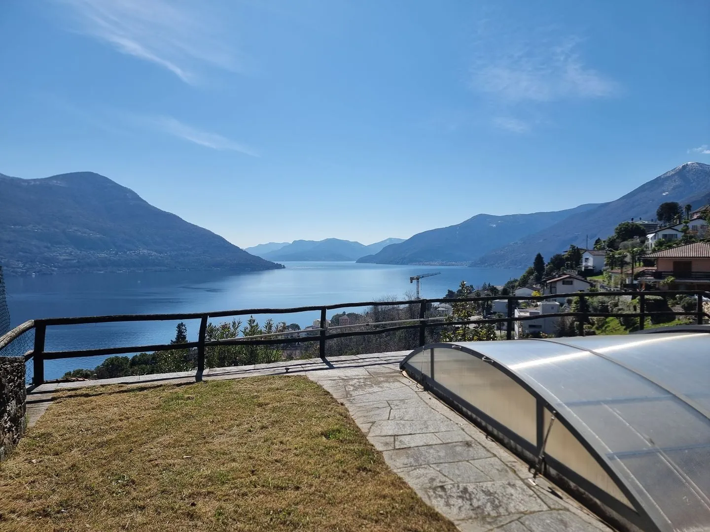 “La Graziosa” Ticino elegance, blooming garden and the blue of the lake, as far as the eye can see - Photo 11 of 14