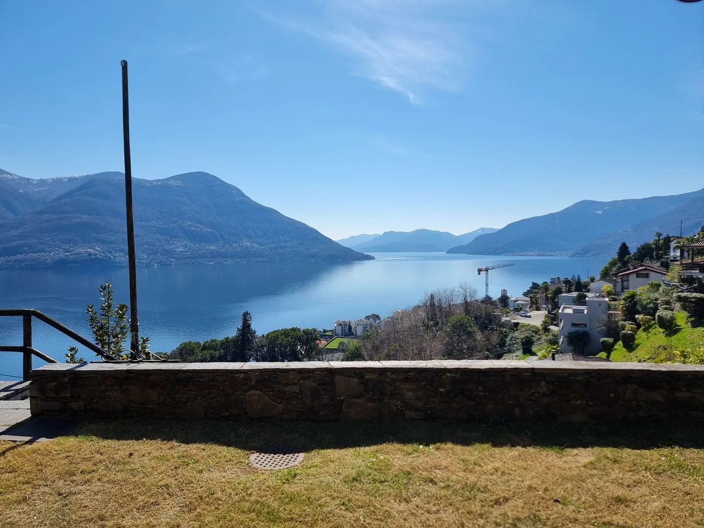 “La Graziosa” Ticino elegance, blooming garden and the blue of the lake, as far as the eye can see - Photo 12 of 14