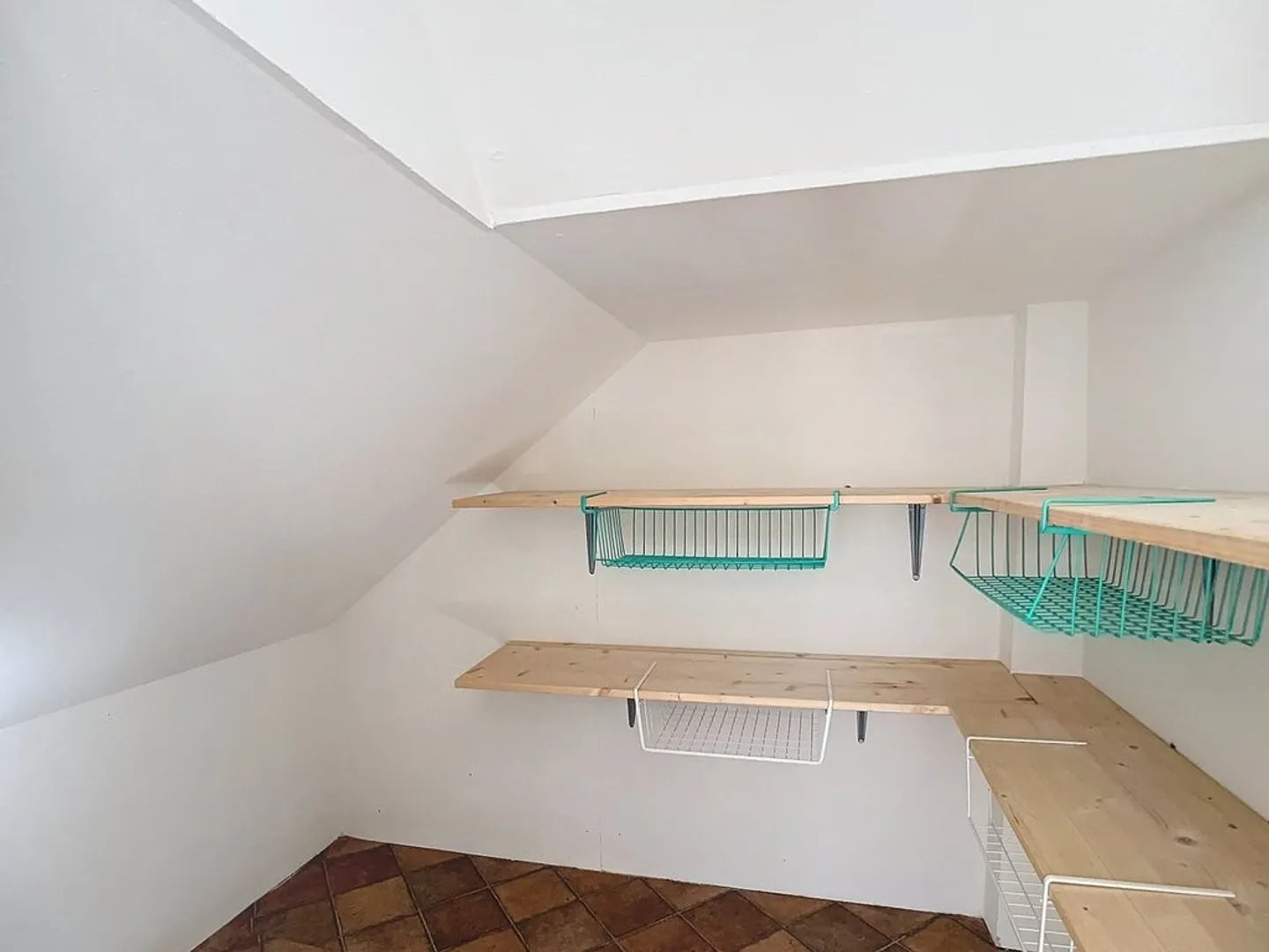 Four-Room Apartment - Photo 10 of 12