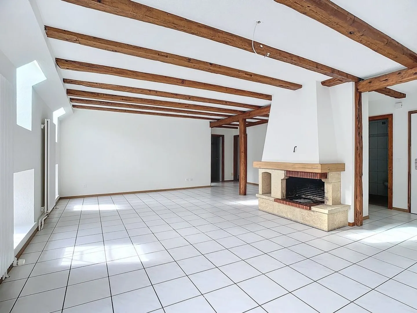 Four-Room Apartment - Photo 4 of 12