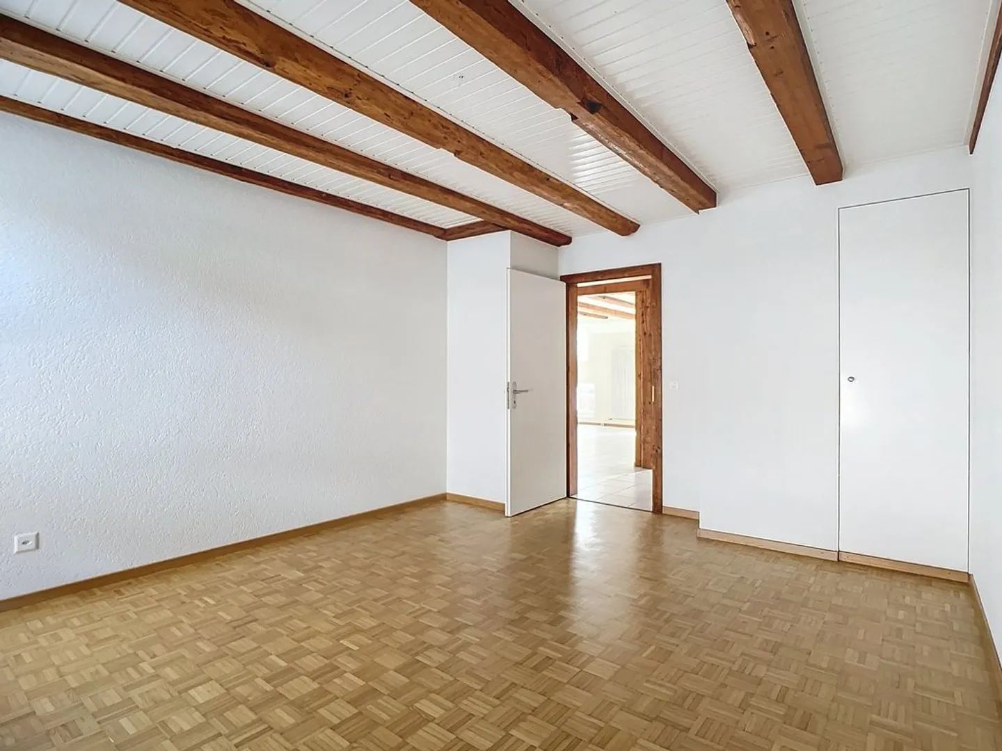 Four-Room Apartment - Photo 7 of 12