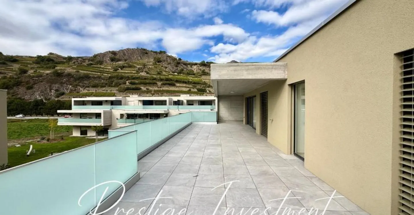 PENTHOUSE 4.5 ROOMS & 172 M2 - UVRIER - Photo 6 of 12