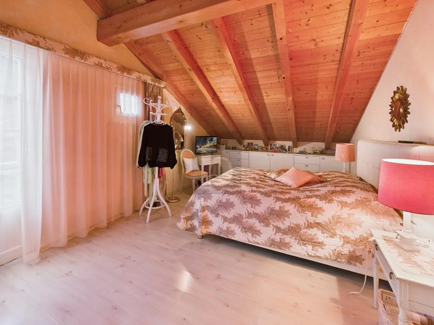 Penthouse for rent - Photo 5 of 6