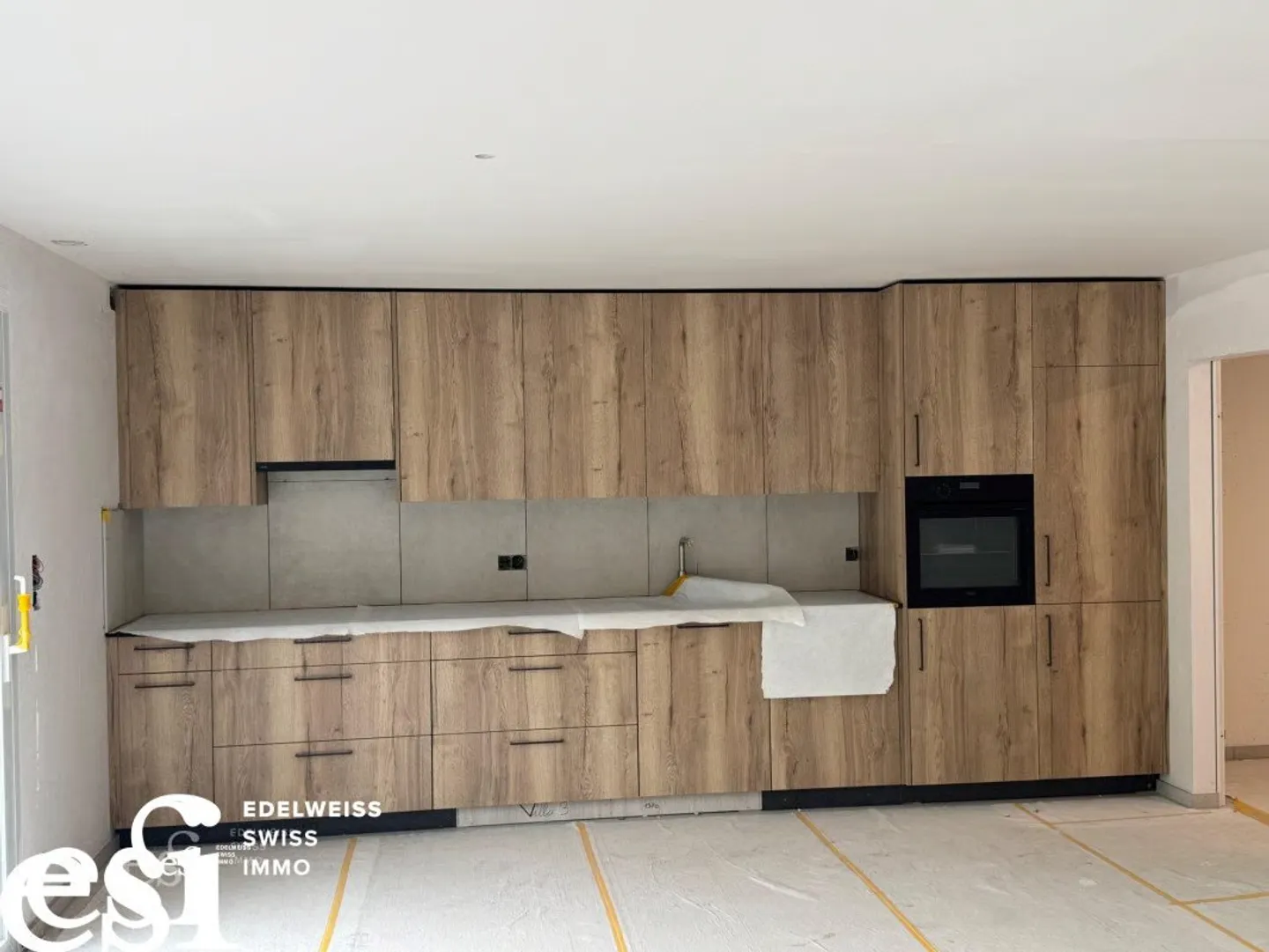 Geräumige zeitgenössische Villa mit 4,5 Zimmern in Saillon - Foto 2 von 11