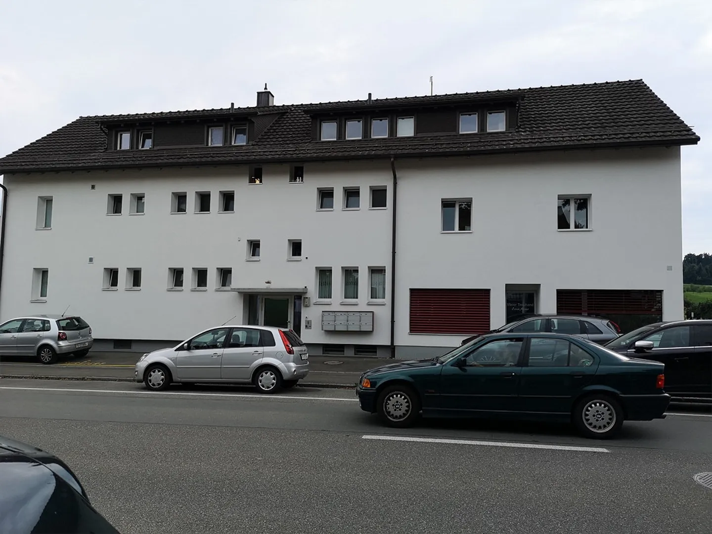 Tranquillo appartamento di 4 locali, 1° piano destro - Foto 1 di 10