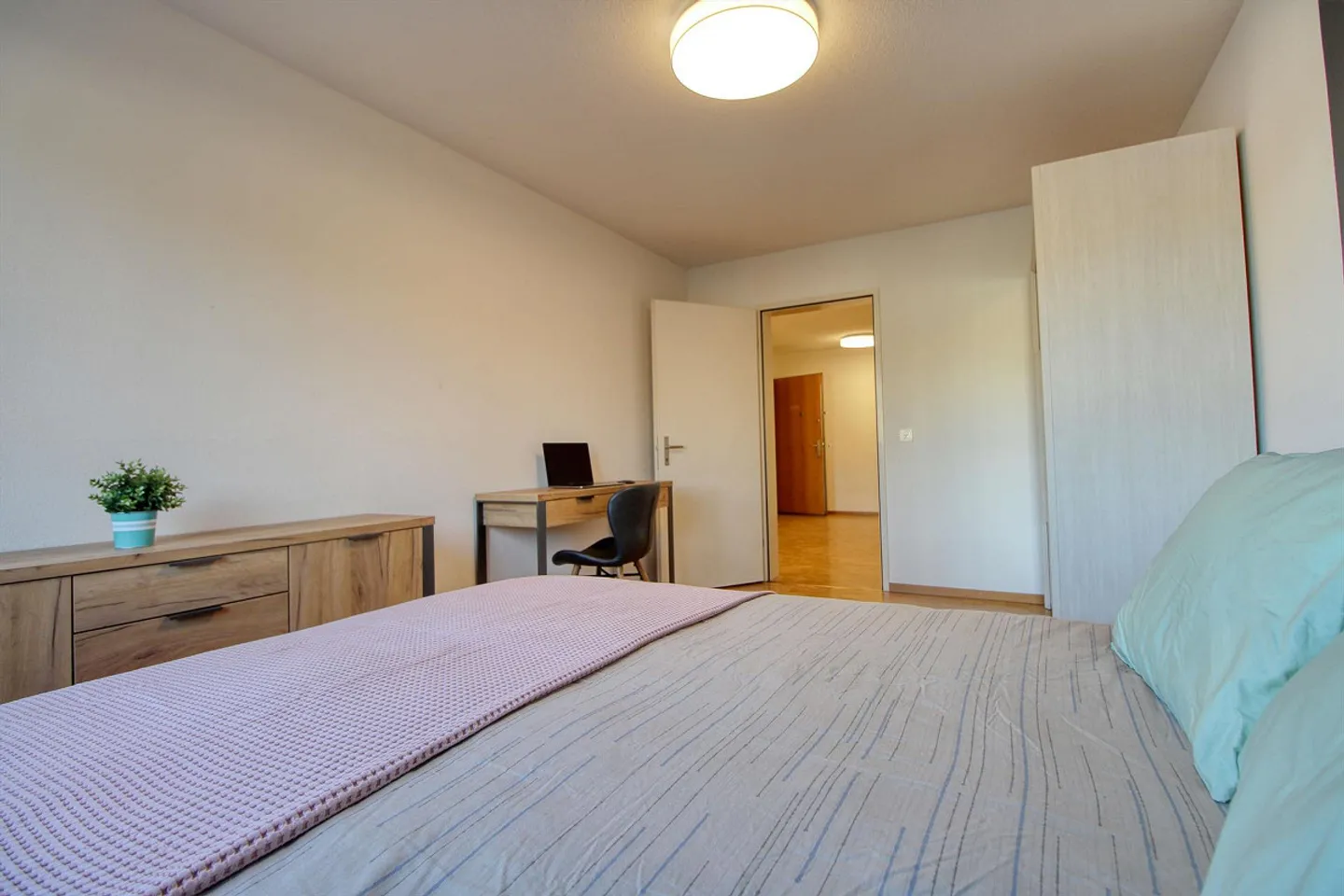 Möbliertes Zimmer in Wiedikon - Foto 4 von 13