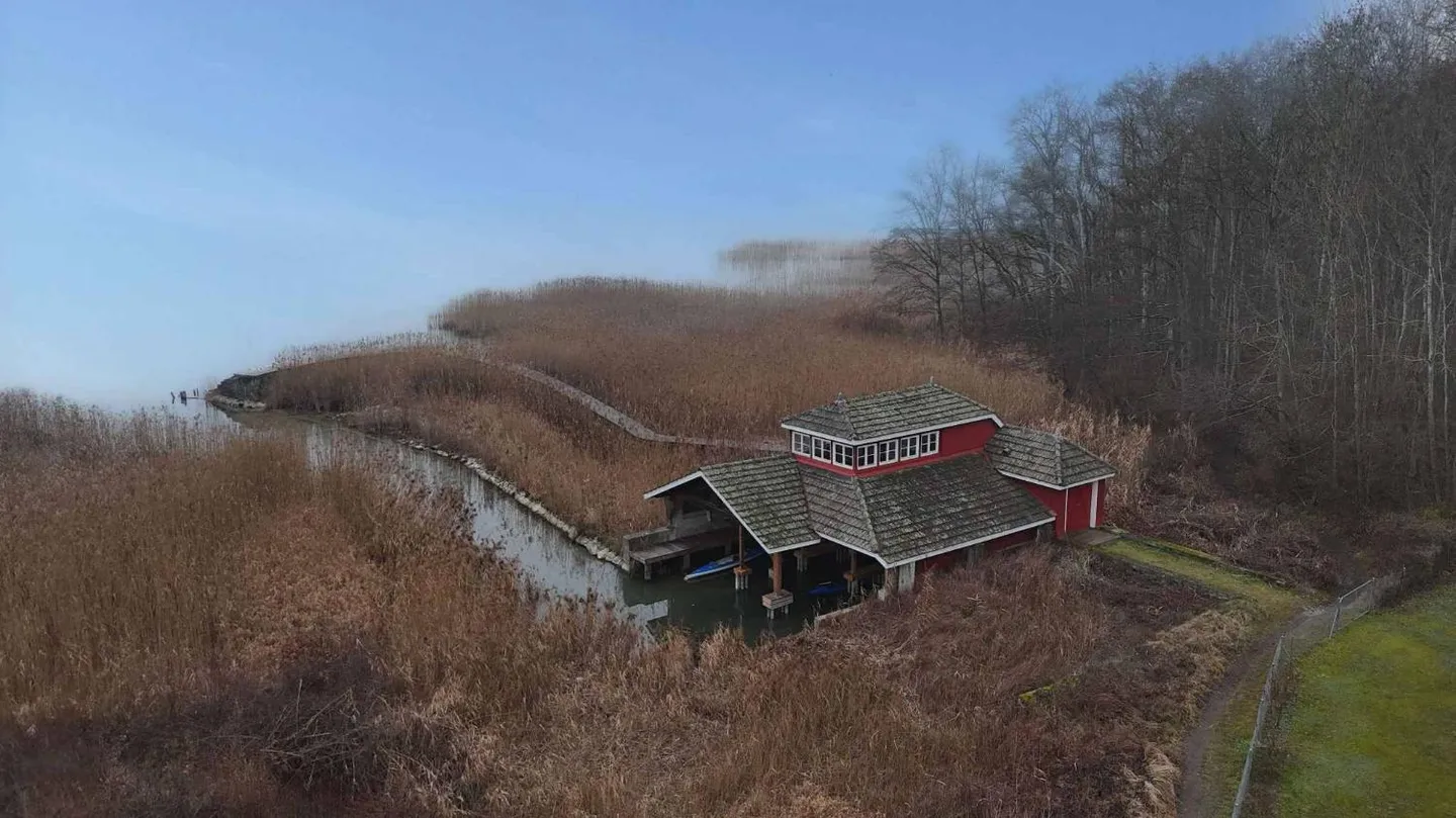 Character residence with direct access to the lake - Photo 13 of 13