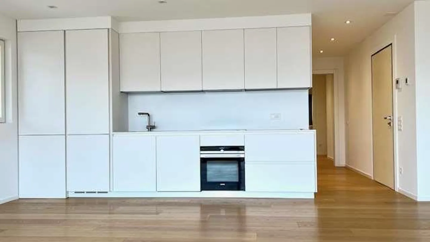 Appartement de haute qualité dans le quartier central - Photo 4 sur 13