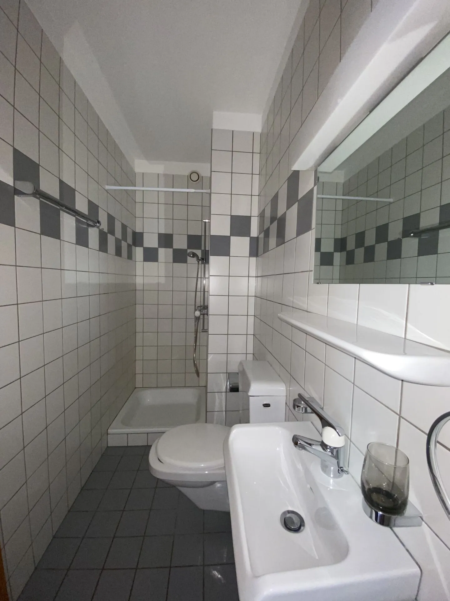 3.5 Room Apartment in the Center at the Foot of Castelgrande - Photo 5 of 7