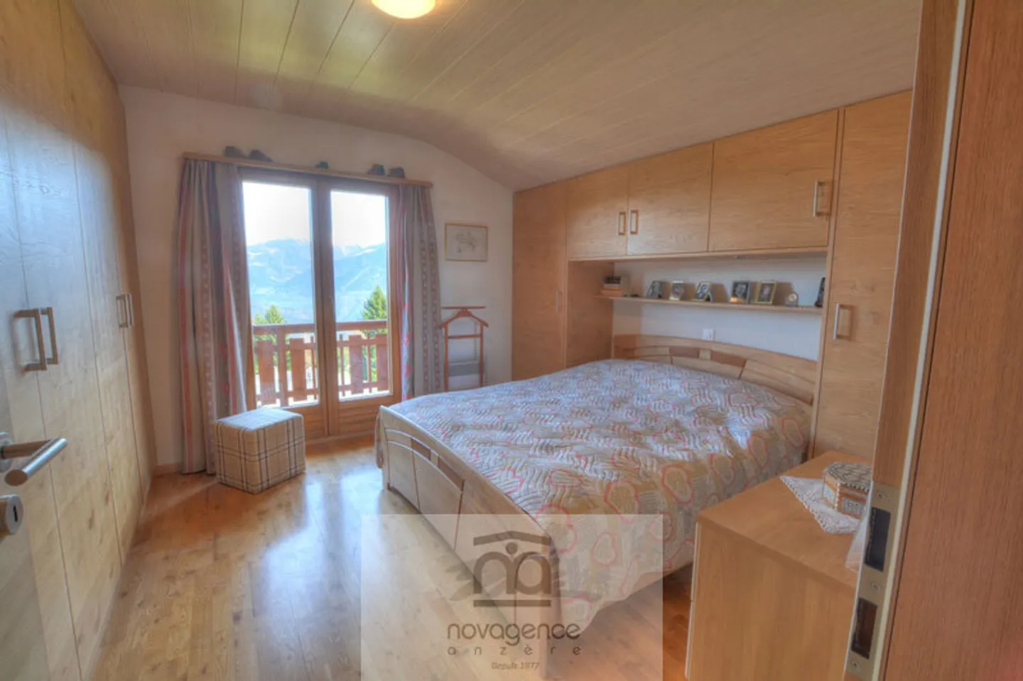 Chalet Incantevole con Vista Alpina - Foto 9 di 13