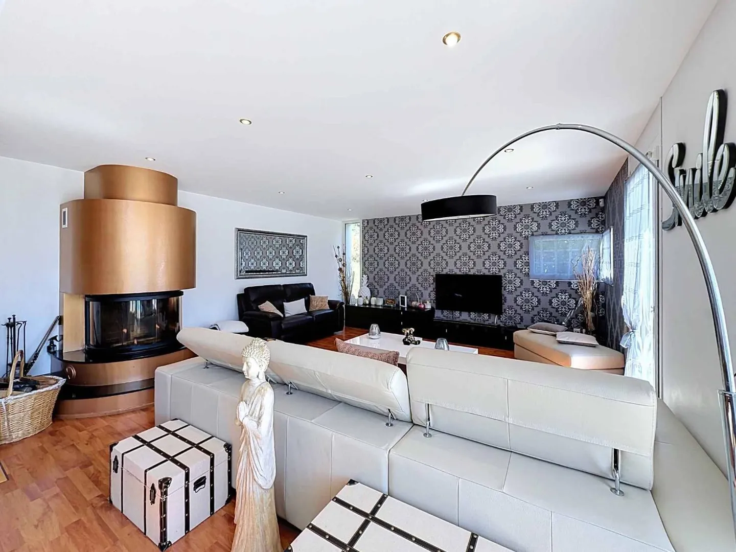 Villa contemporaine avec vue sur le lac - Photo 3 sur 12