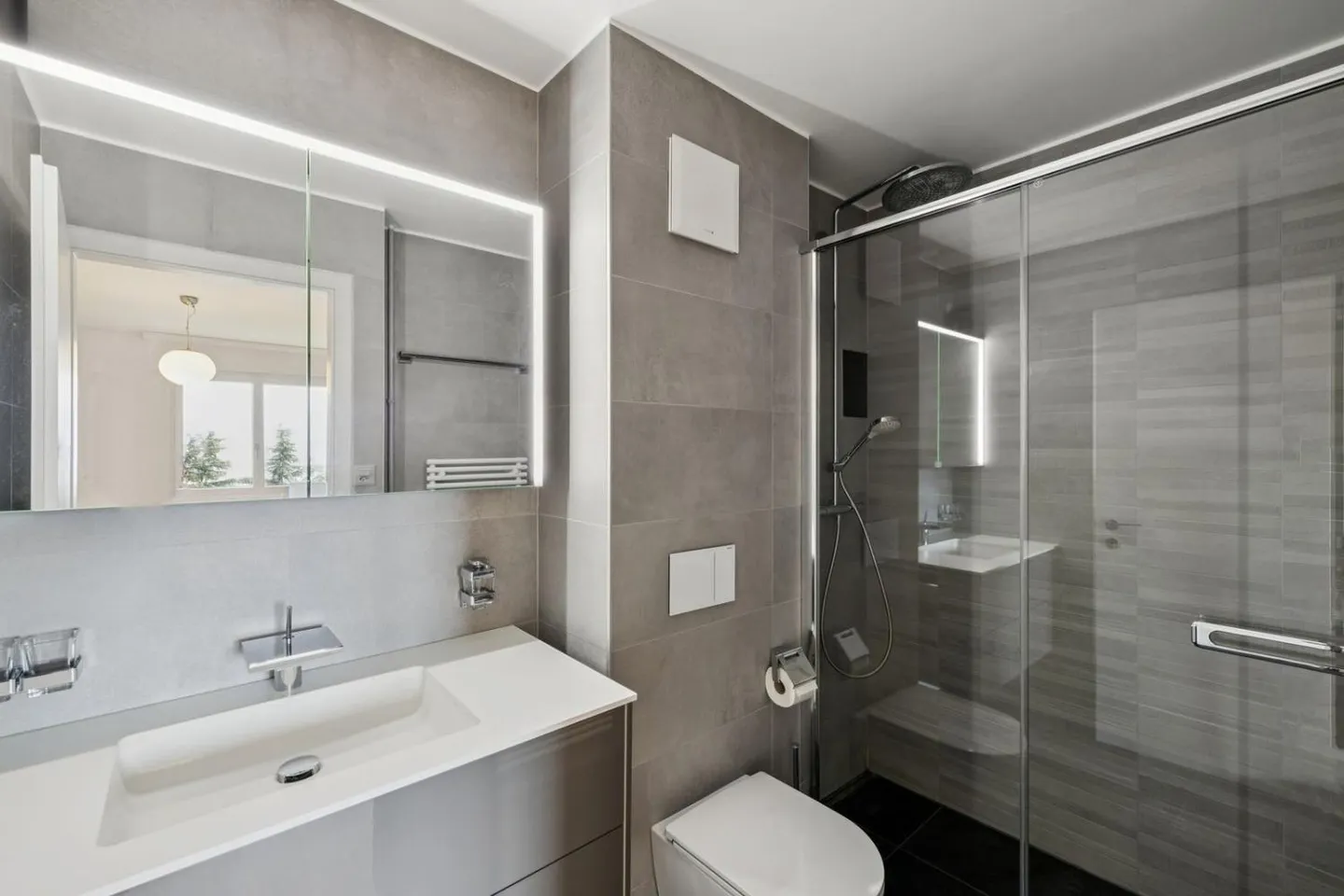 Renovated 5 1/2 room apartment - Ideal for a family! - Photo 4 of 9