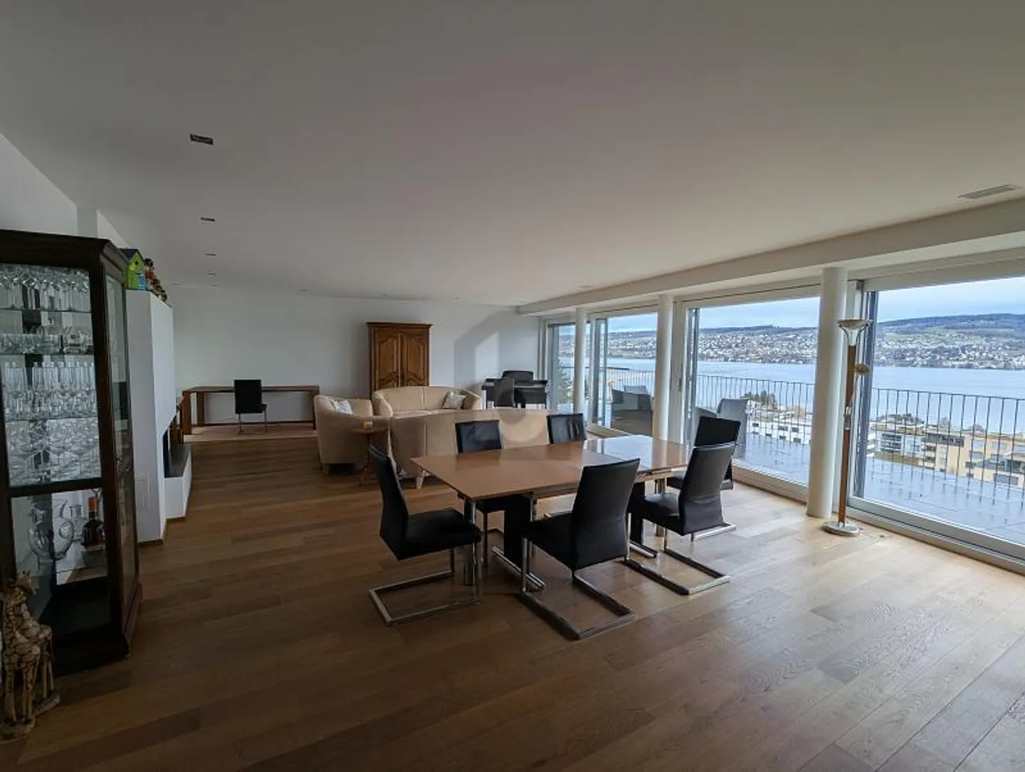 Luxuswohnung mit Seeblick - Foto 2 von 6