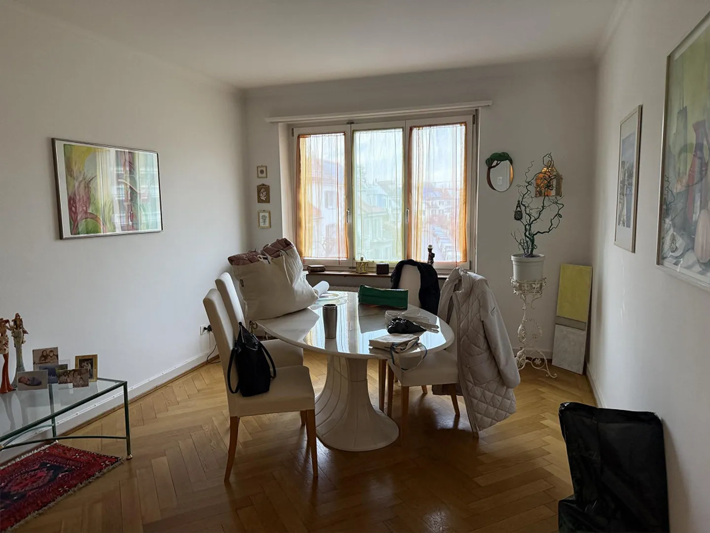 Spacious with two balconies - Photo 3 of 7