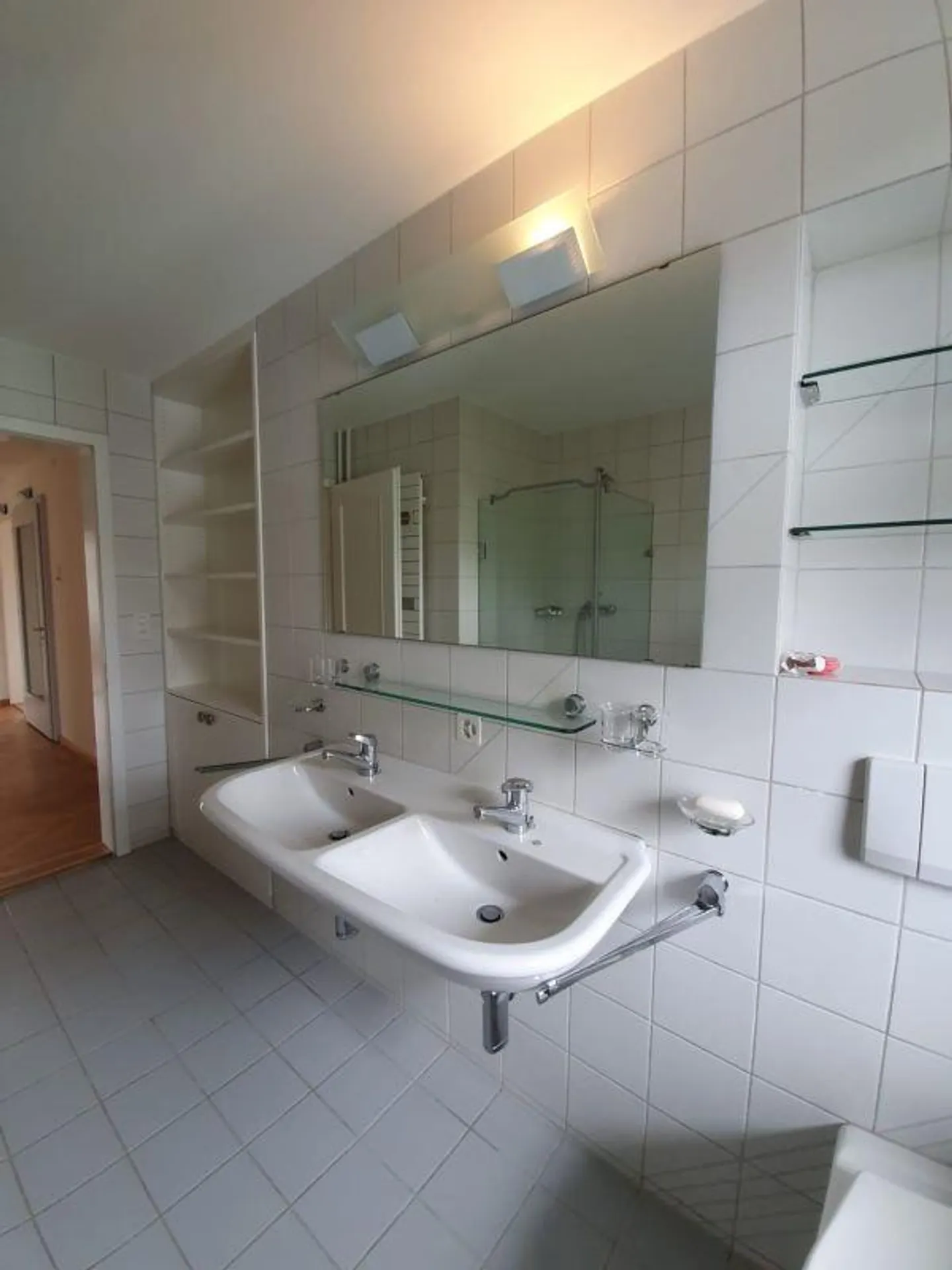Gemütliche 5.5-Zimmer-Wohnung in Seebach - Foto 9 von 13