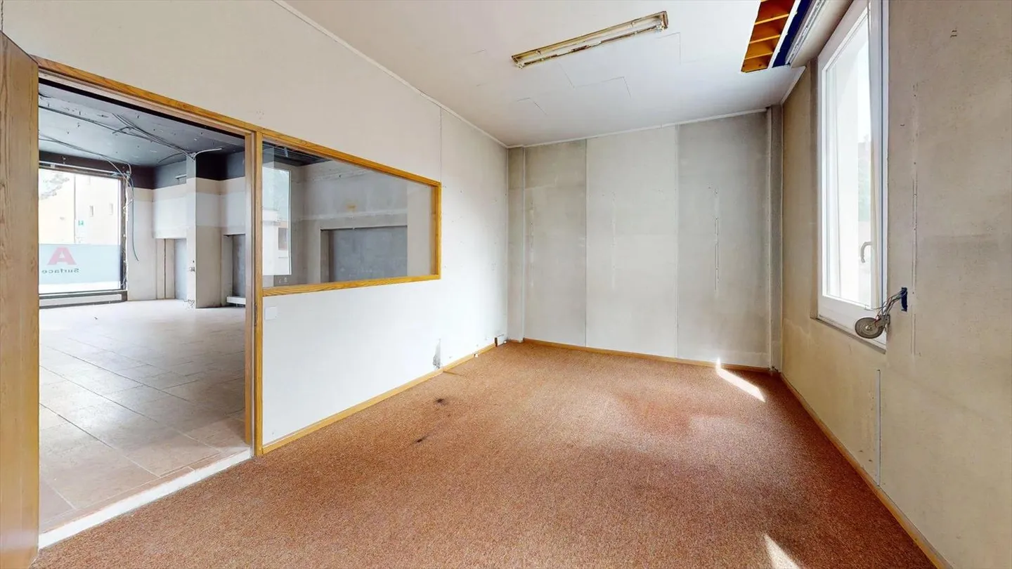 In affitto: spazio commerciale di 163 m² nel cuore di Sierre - Foto 5 di 9