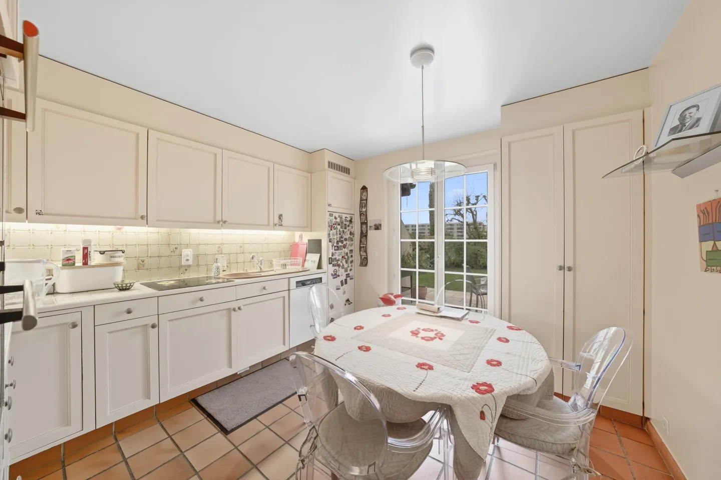 Detached villa in a green environment in Nyon - Photo 4 of 11