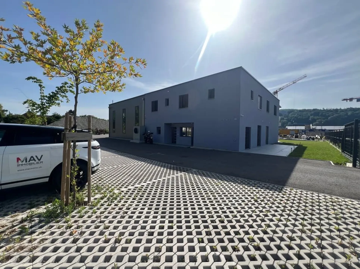 Opportunità di investimento rara a Lucens - Edificio industriale con abitazione - Foto 5 di 5