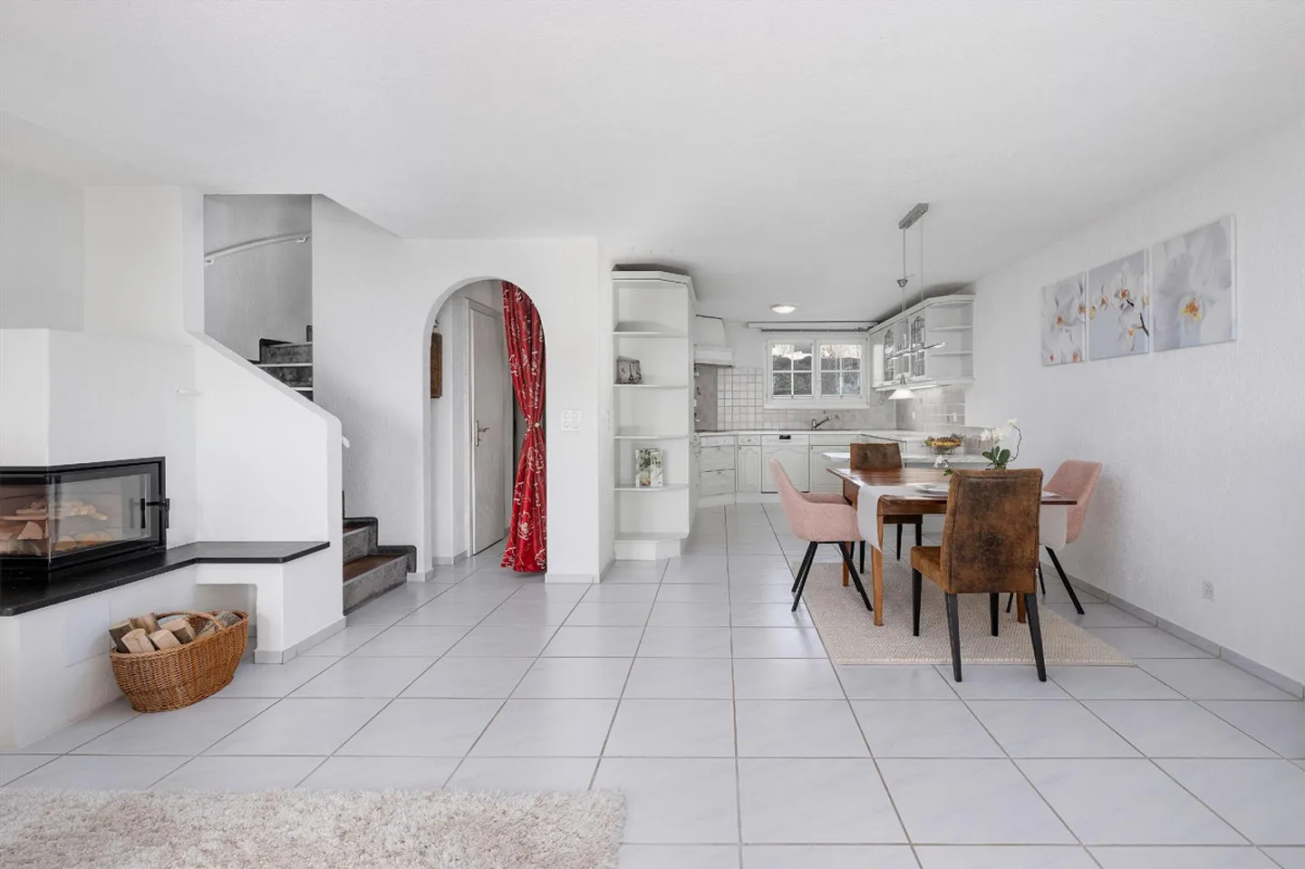 Ihr neues Zuhause mit Herz und Weitsicht: Charmantes Reihenhaus in Ern - Foto 2 von 10