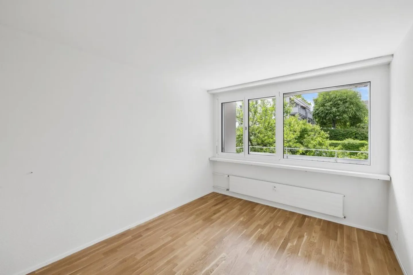Appartement moderne de 5,5 pièces dans un emplacement central - Photo 9 sur 9