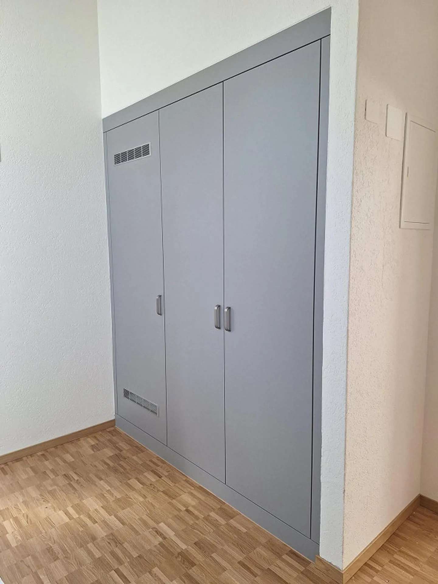 Attico ristrutturato con balcone - Foto 7 di 9