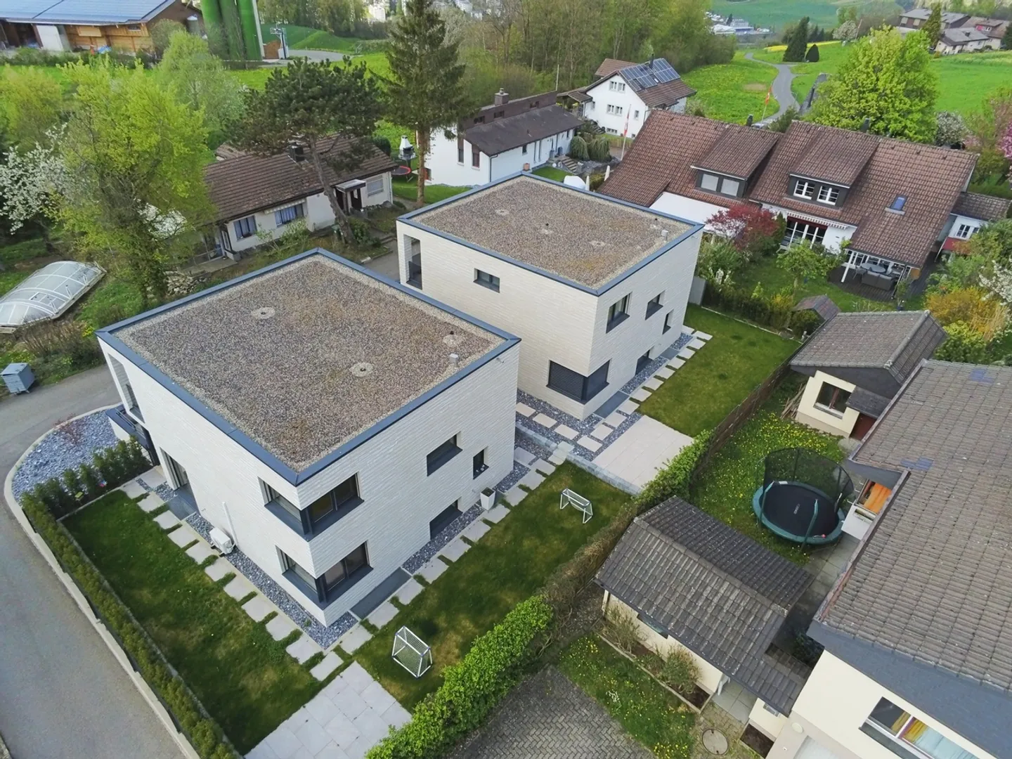 Maison individuelle moderne de 5,5 pièces avec garantie - Photo 15 sur 16