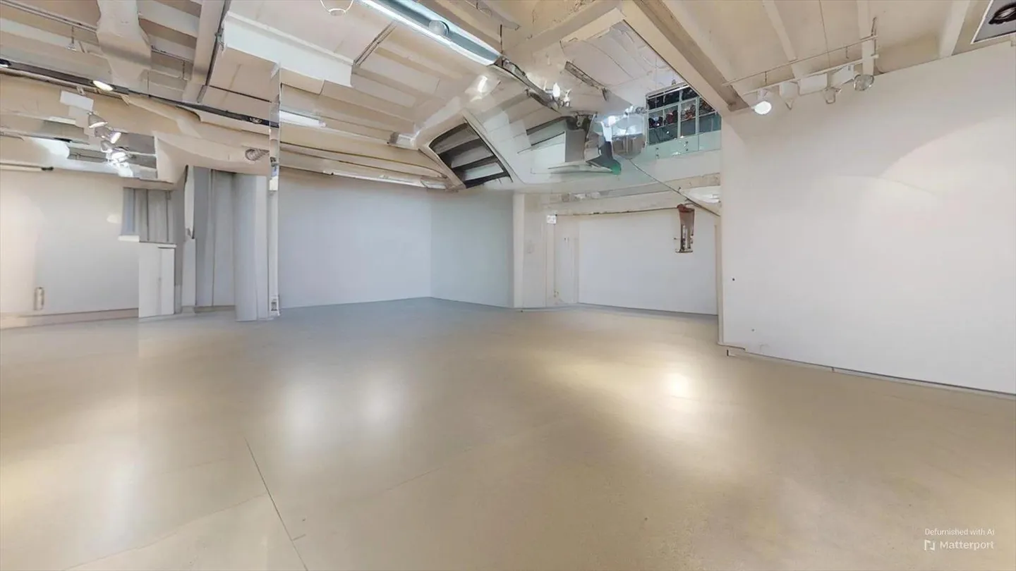 Commercial Space in Sierre - Photo 3 of 9