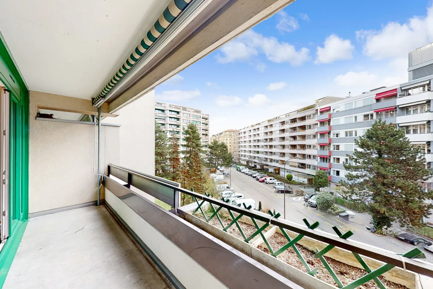 Beautiful apartment ideally located near the city center - Photo 8 of 8