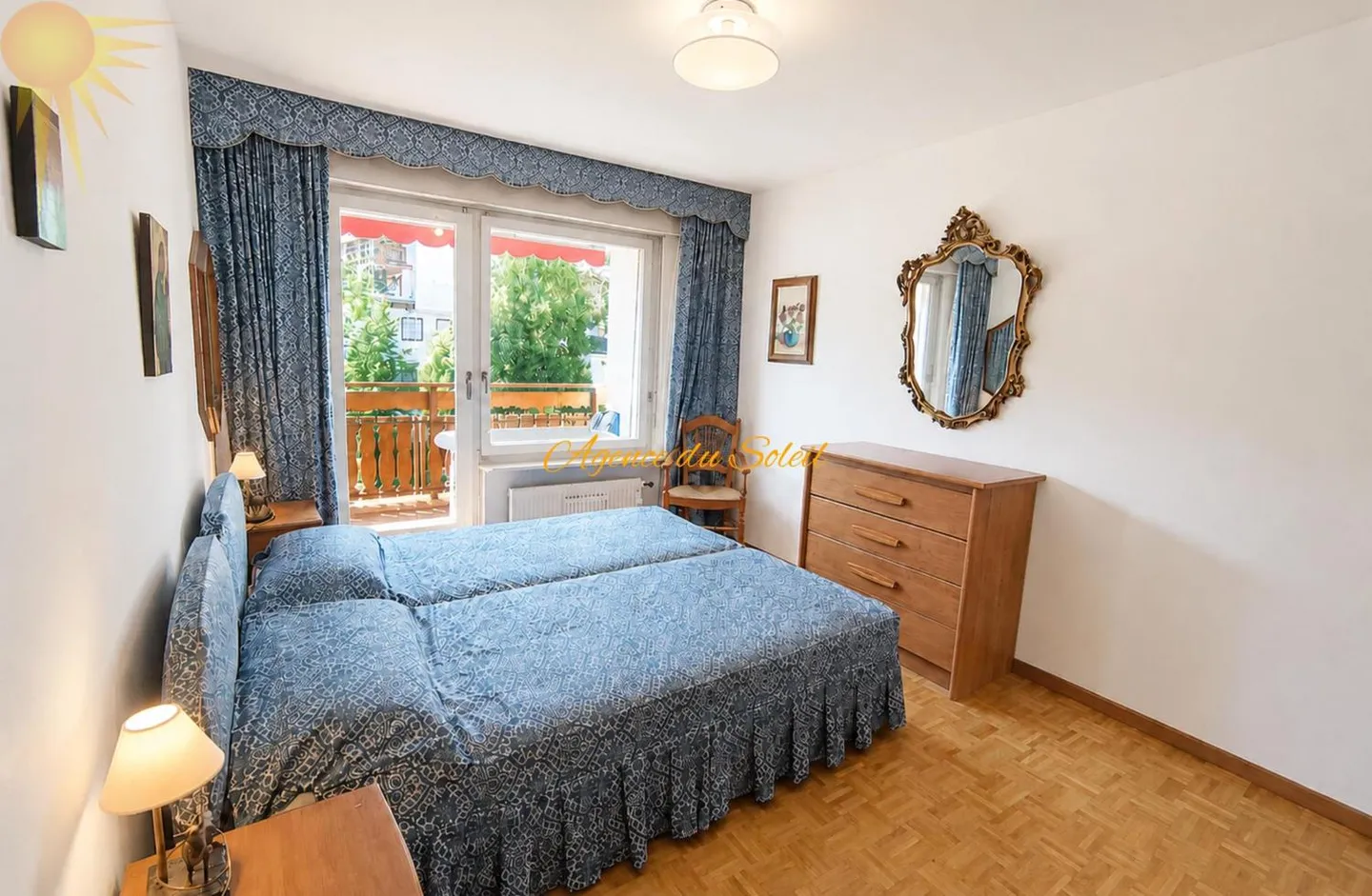 In the heart of Crans, spacious east-west facing 2.5 room apartment - Photo 8 of 13