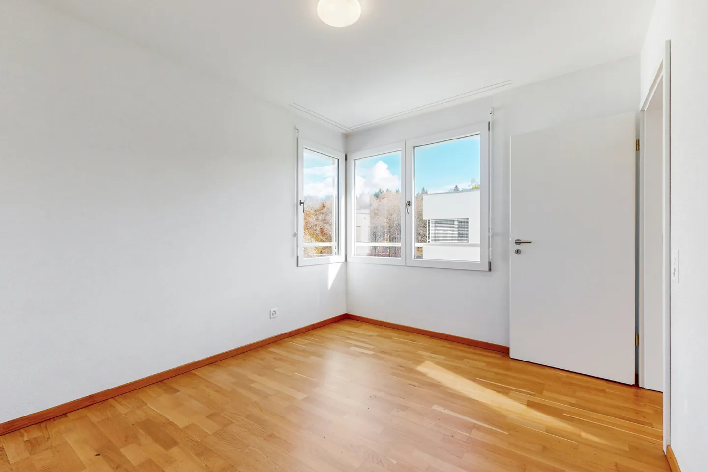 Spacious accommodation! - Photo 5 of 10