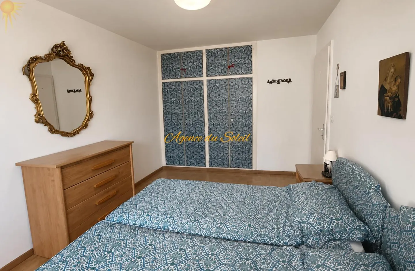 In the heart of Crans, spacious east-west facing 2.5 room apartment - Photo 10 of 13