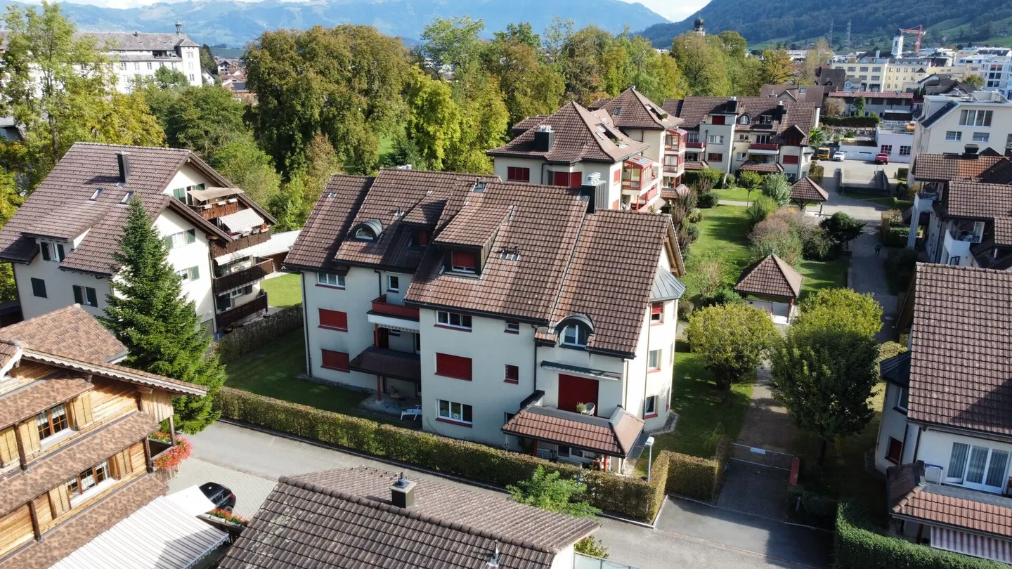 Ampio appartamento di 4,5 stanze in un quartiere residenziale adatto alle famiglie - Foto 11 di 11